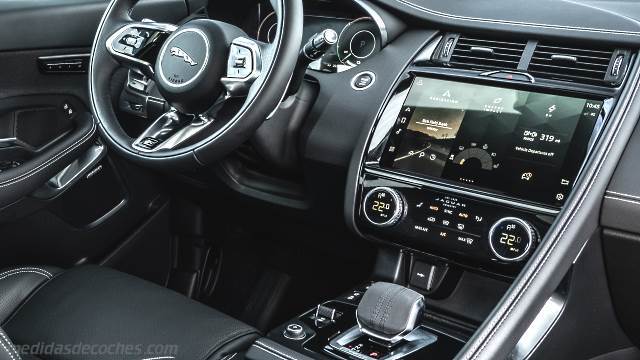 Detalle interior del Jaguar E-PACE
