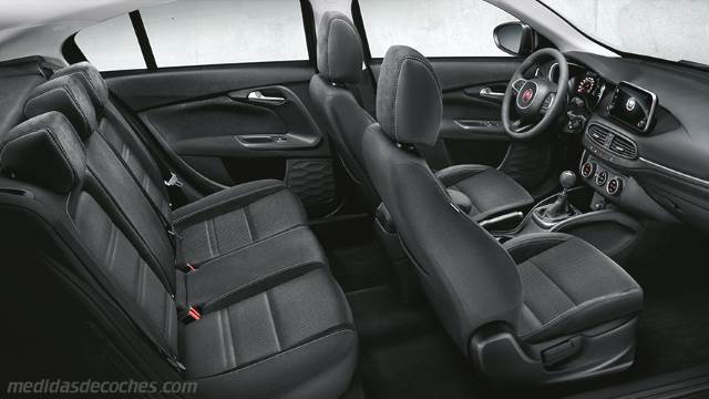 Interior Fiat Tipo 5 puertas 2016