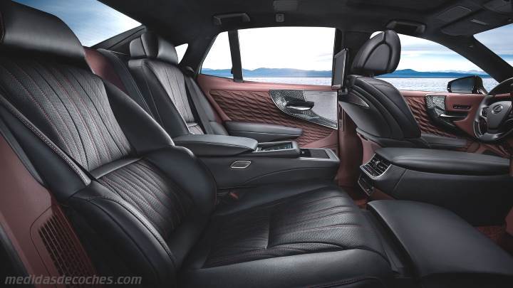 Interior Lexus LS 2018