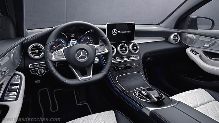 Salpicadero Mercedes-Benz GLC Coupé 2016