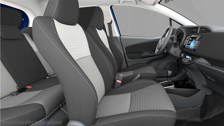 Interior Toyota Yaris 2017