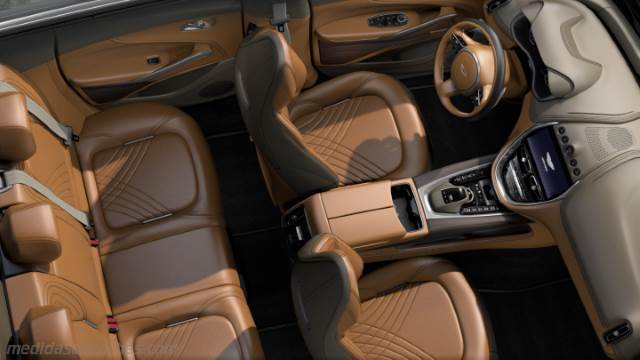 Detalle interior del Aston-Martin DBX