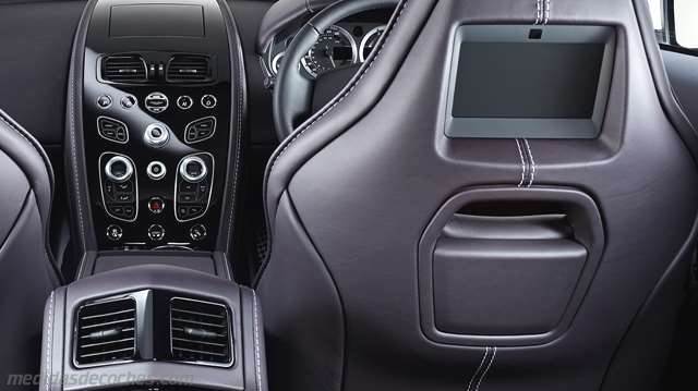Detalle interior del Aston-Martin Rapide S