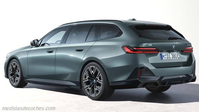 Exterior del BMW i5 Touring