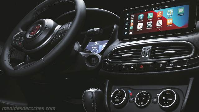 Detalle interior del Fiat Tipo Cross