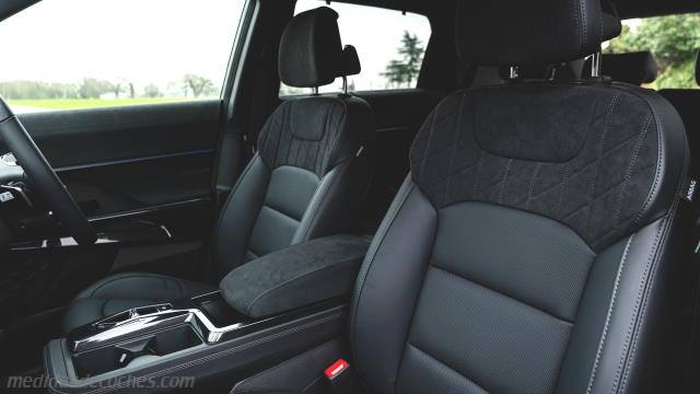 Detalle interior del KGM Torres Actyon