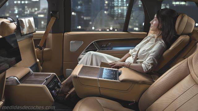 Detalle interior del Land-Rover Range Rover LWB