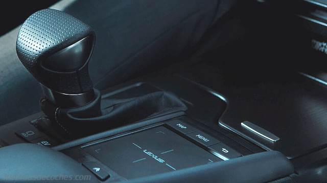 Detalle interior del Lexus ES