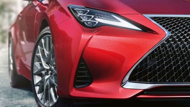 Detalle exterior del Lexus RC