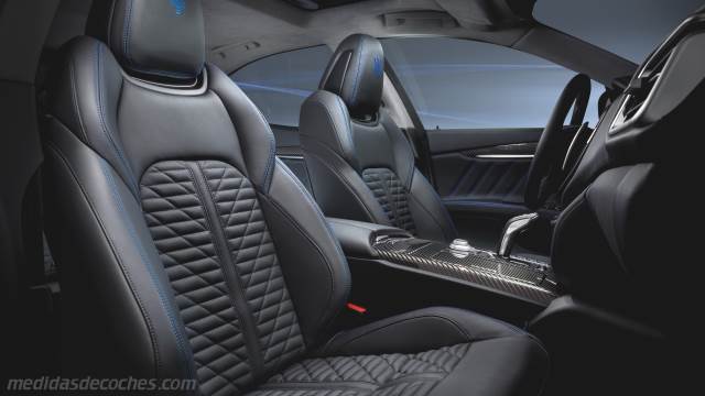 Detalle interior del Maserati Ghibli