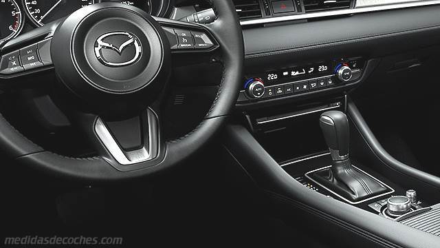 Detalle exterior del Mazda 6