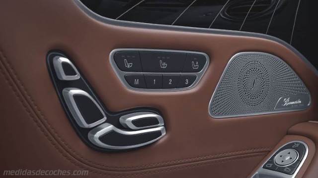 Detalle interior del Mercedes-Benz Clase S Coupé