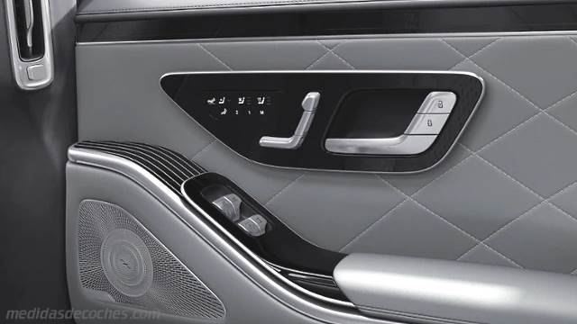 Detalle interior del Mercedes-Benz Clase S Largo