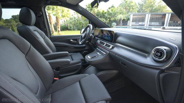 Detalle interior del Mercedes-Benz Clase V Largo