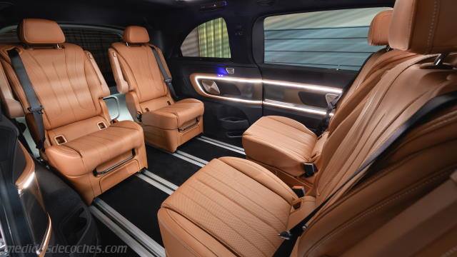 Detalle interior del Mercedes-Benz VLE