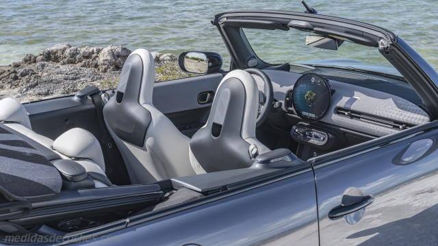 Detalle interior del MINI Cooper Cabrio
