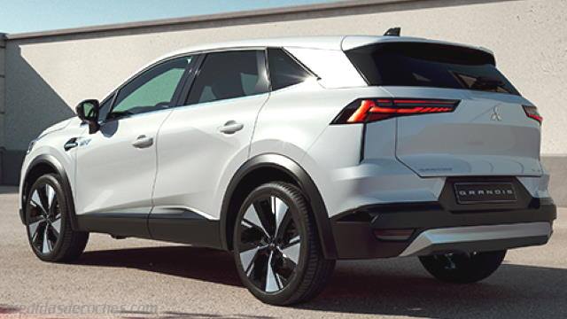Exterior del Mitsubishi Grandis