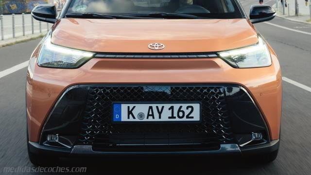 Detalle interior del Toyota Aygo X Cross