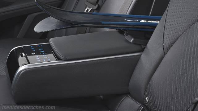 Detalle interior del Toyota Camry