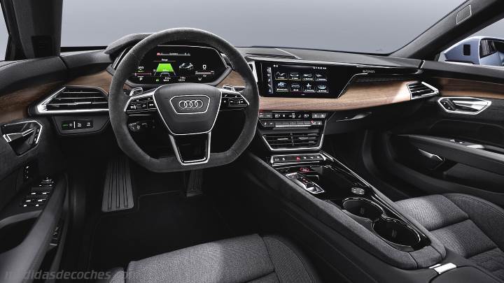 Salpicadero Audi e-tron GT 2021