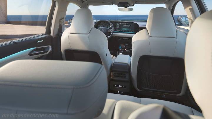 Interior Audi Q6 e-tron 2024