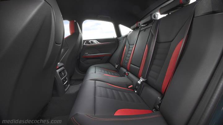 Interior BMW i4 2024