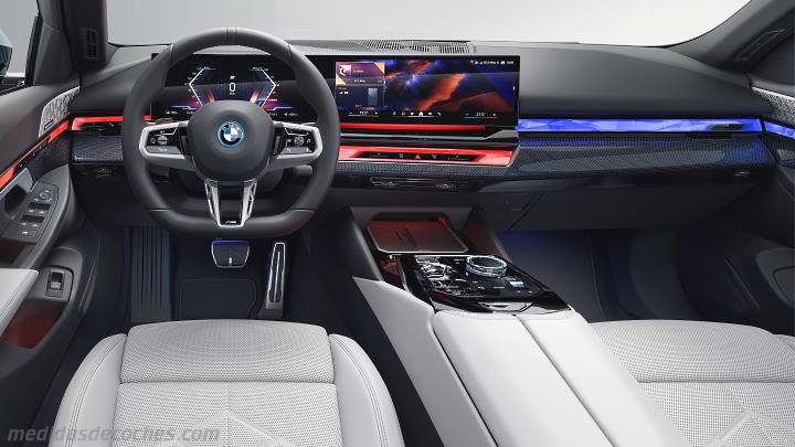 Salpicadero BMW i5 Touring 2024