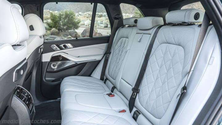 Interior BMW X5 2023