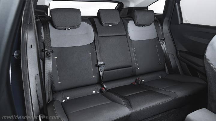 Interior Dacia Striker 2027