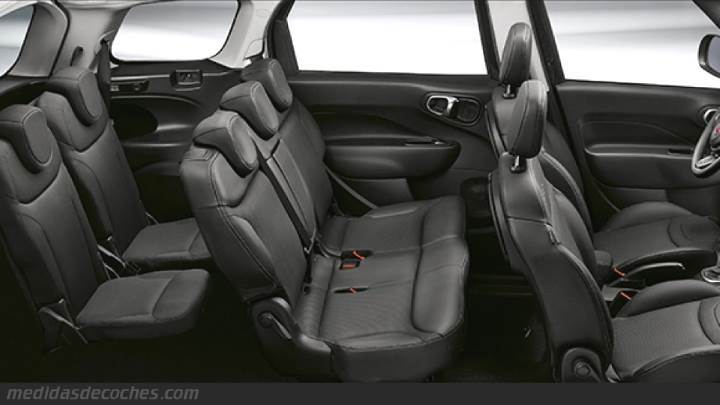 Interior Fiat 500L Wagon 2017