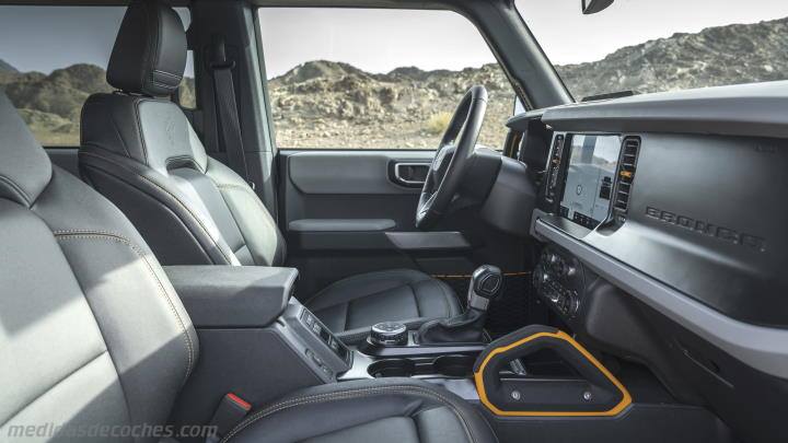 Interior Ford Bronco 2023