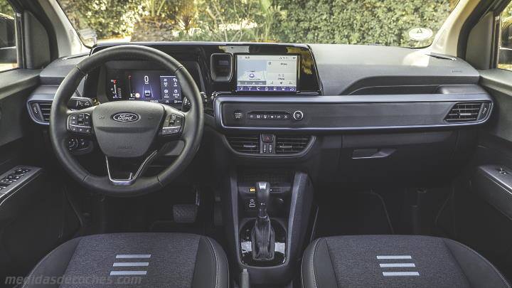 Salpicadero Ford Tourneo Courier 2024