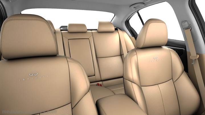 Interior Infiniti Q50 2014
