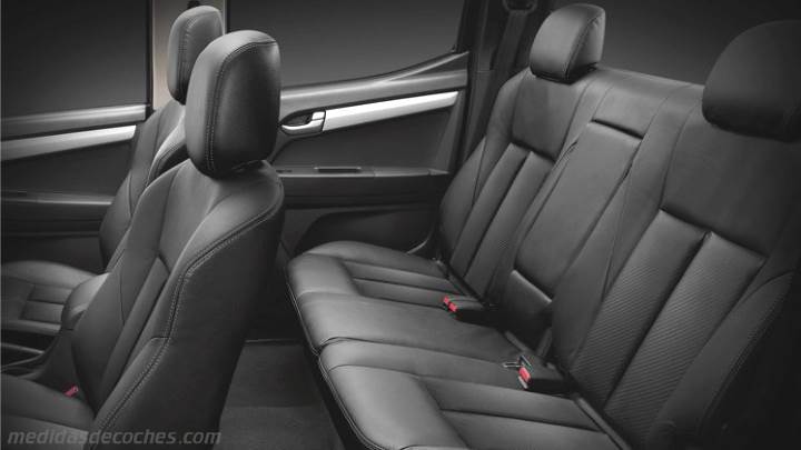 Interior Isuzu D-MAX 2017