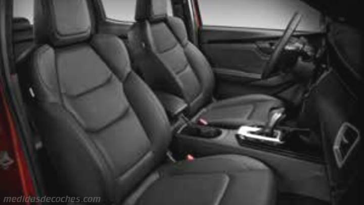 Interior Isuzu D-MAX 2021