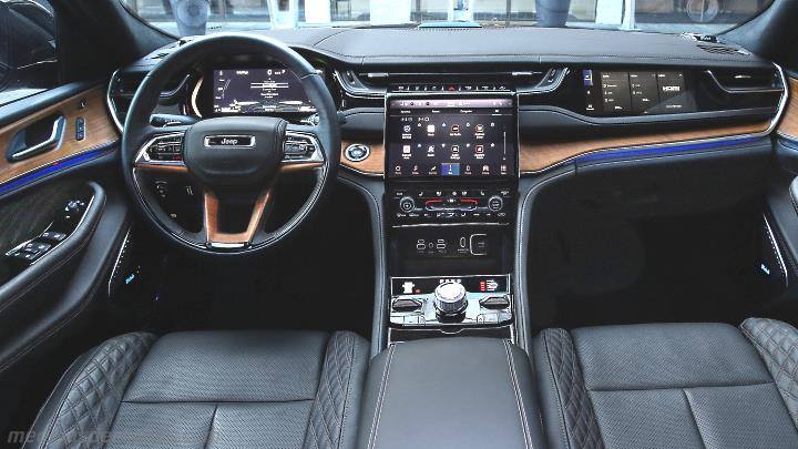 Salpicadero Jeep Grand Cherokee 2022
