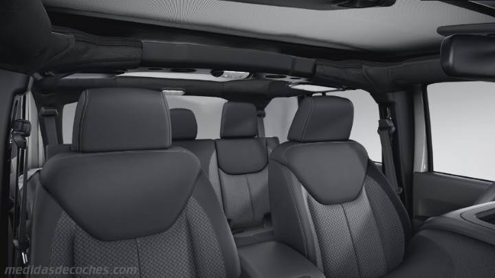 Interior Jeep Wrangler Unlimited 2011