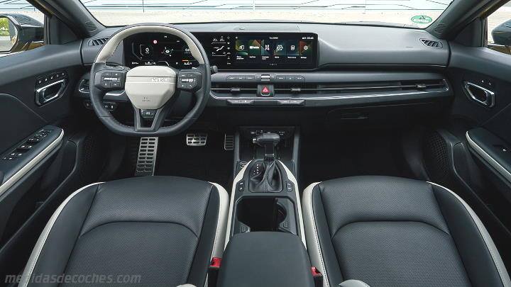 Salpicadero Kia K4 2026