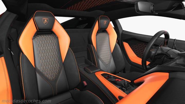 Interior Lamborghini Revuelto 2024