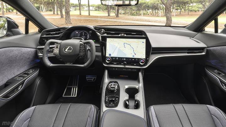 Salpicadero Lexus RZ 2026