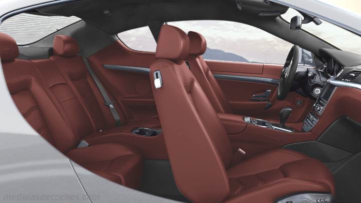 Interior Maserati GranTurismo 2008