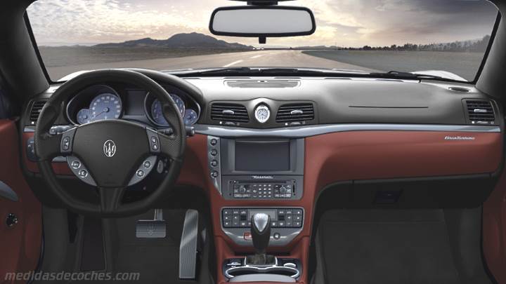 Salpicadero Maserati GranTurismo 2008