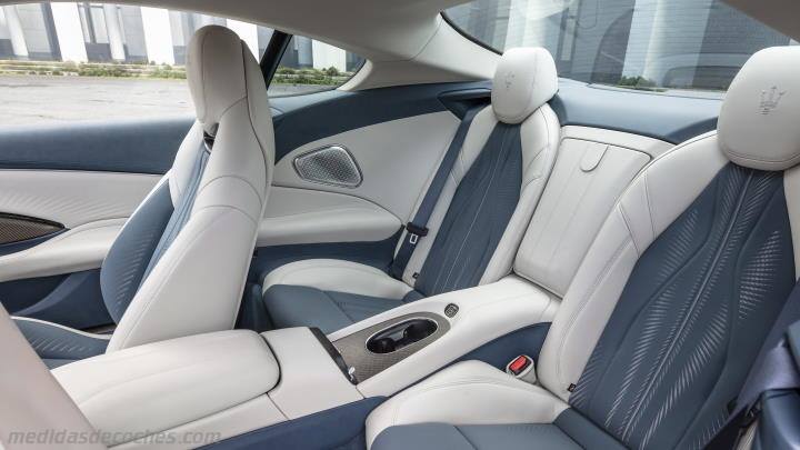 Interior Maserati GranTurismo 2023