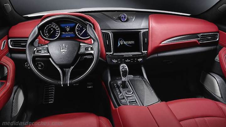 Salpicadero Maserati Levante 2016