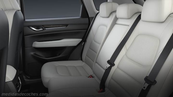 Interior Mazda CX-5 2017