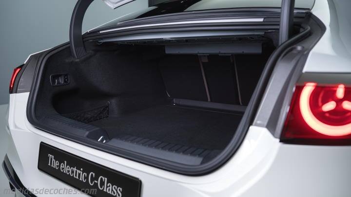Maletero Mercedes-Benz Clase C electric 2027