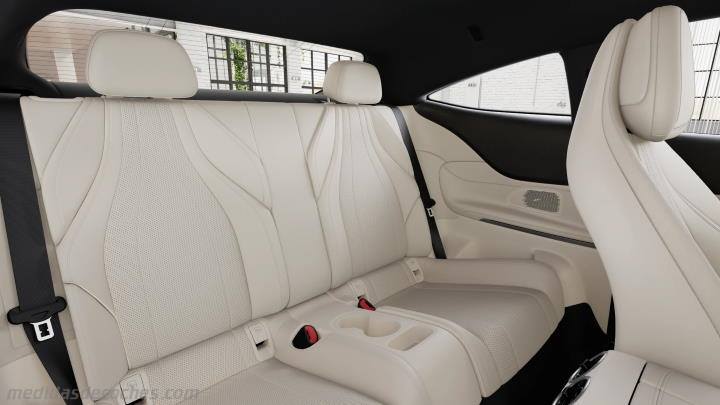 Interior Mercedes-Benz CLE Coupé 2024