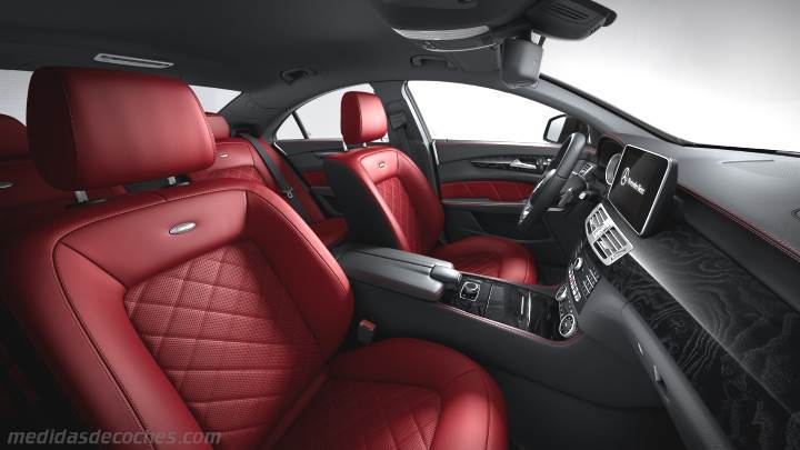 Interior Mercedes-Benz CLS Coupé 2015