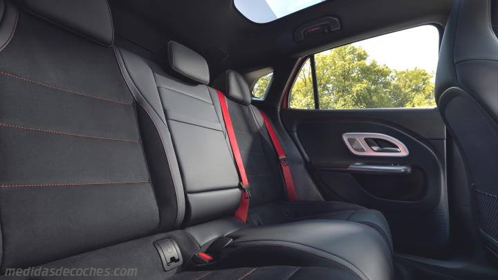 Interior Mercedes-Benz GLA 2027