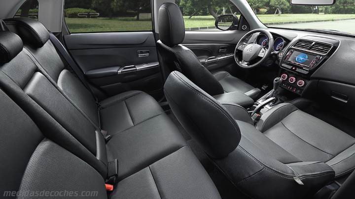 Interior Mitsubishi ASX 2018